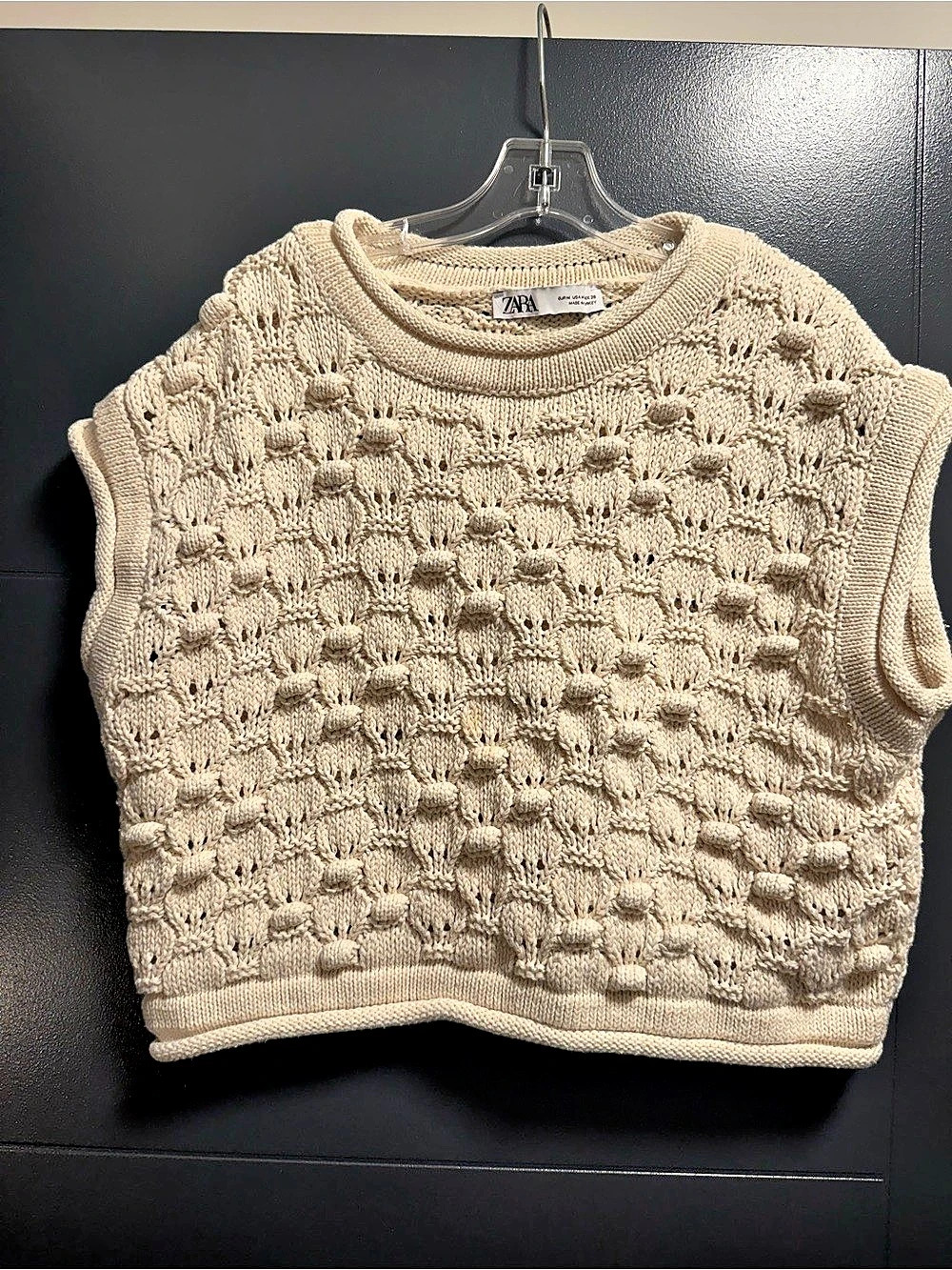 Zara Cream Textured Knit Sweater Vest Size Medium